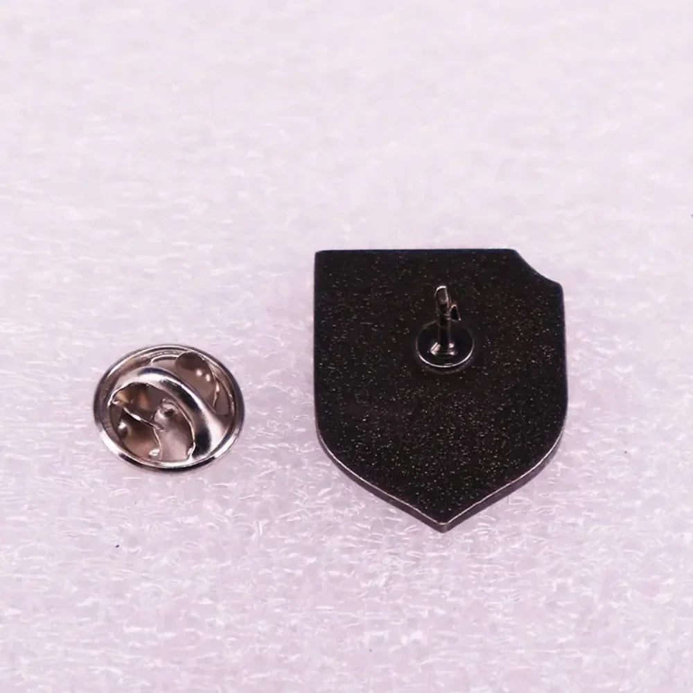 God with Us Skull Enamel Pin – "Gott Mit Uns" Lapel Brooch for Jackets, Backpacks & Accessories - Image 3