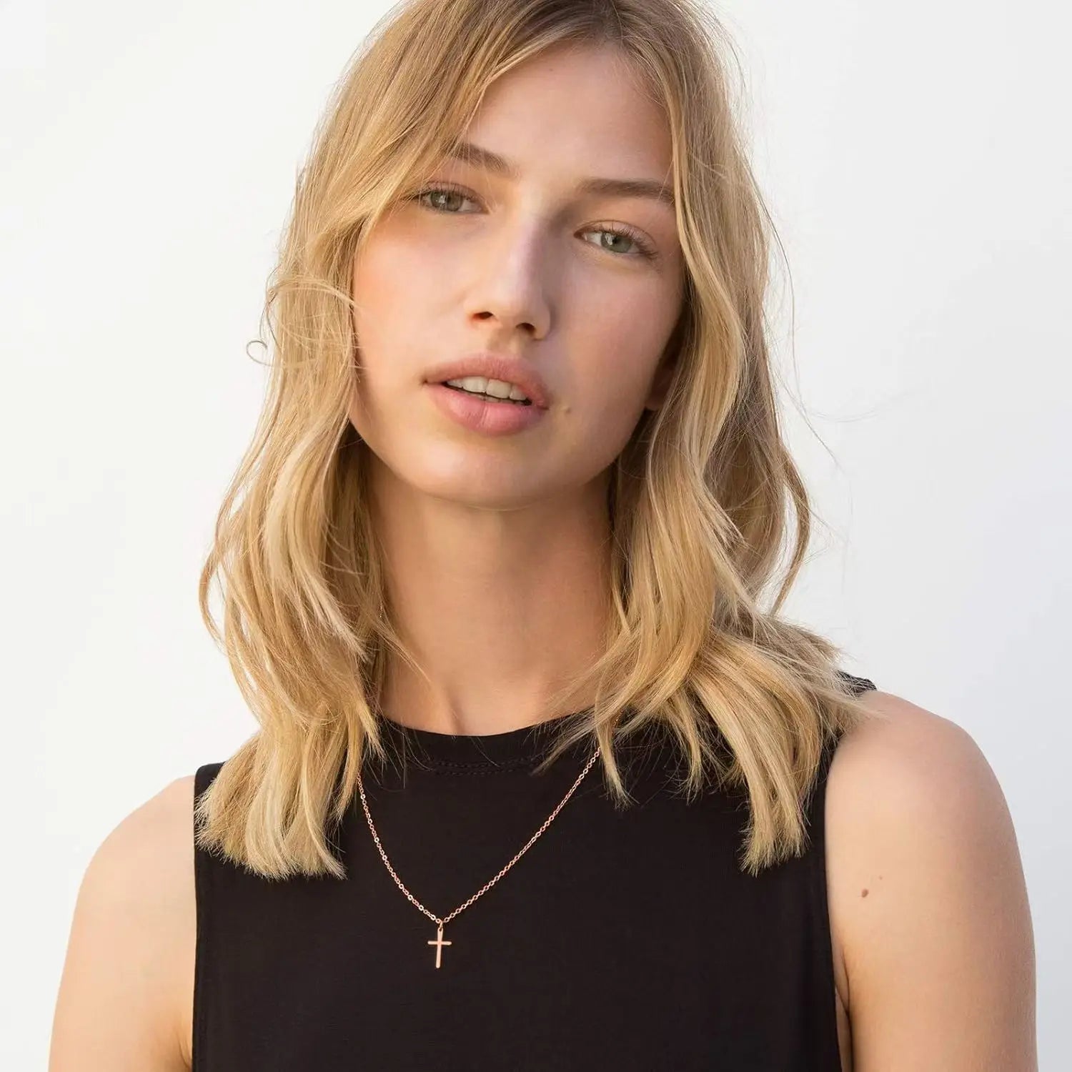 Luxury Stainless Steel Crystal Cross Pendant Necklace – Elegant Christian Jewelry for Women - Image 4