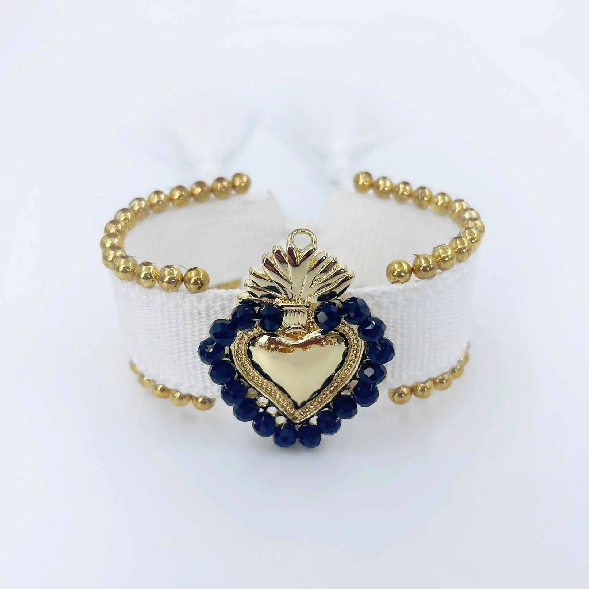 Golden Sacred Heart Bracelet – Adjustable Cotton Rope Christian Jewelry for Women - Image 8